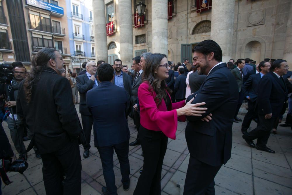 La Generalitat en pleno celebra en Alicante las cuatro décadas de la Carta Magna con un acto institucional en el Teatro Principal que llega en medio de los ataques al modelo territorial y de la alerta ultra.