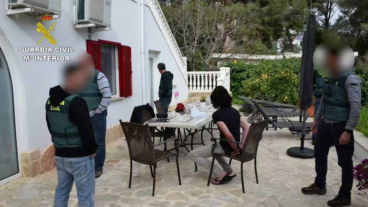 1ce9c9de-d722-428d-a6d3-158ea998c6c1-hd-web