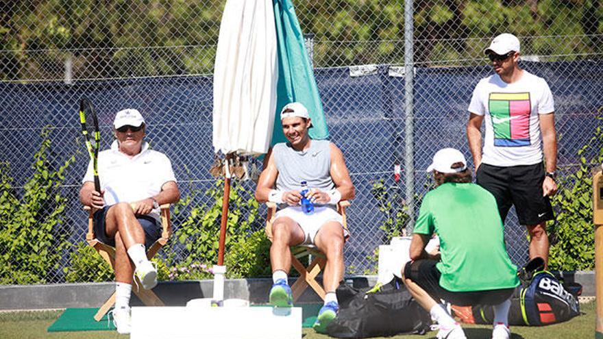 Toni Nadal: &quot;Rafa llega bien a Wimbledon pero depende mucho del sorteo&quot;