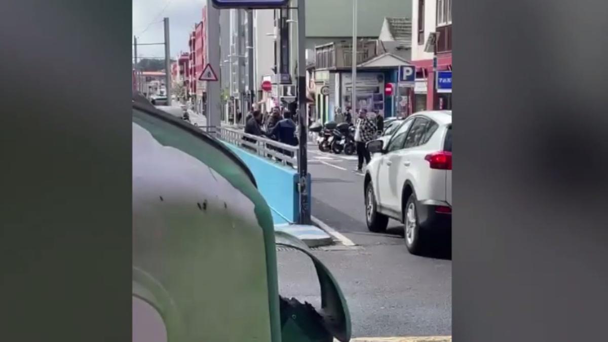 Pelea entre dos taxistas en Tenerife