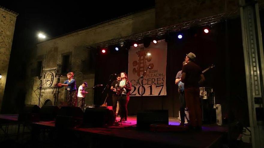 El folk asturiano de Tuenda, hoy en Irish Fleadh