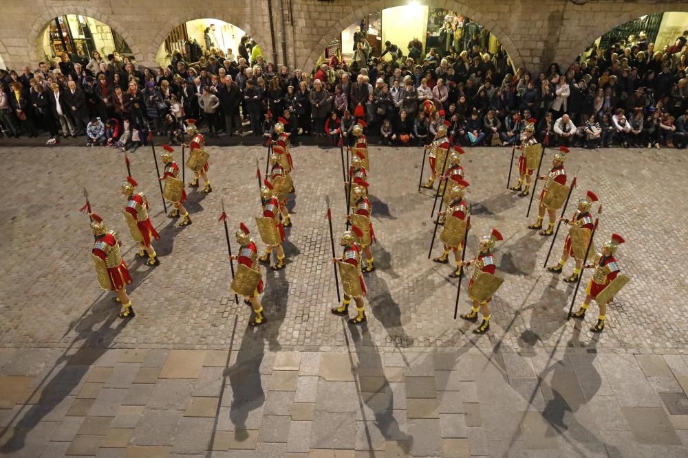 Entrega del penó dels Manaies a Carles Falcó