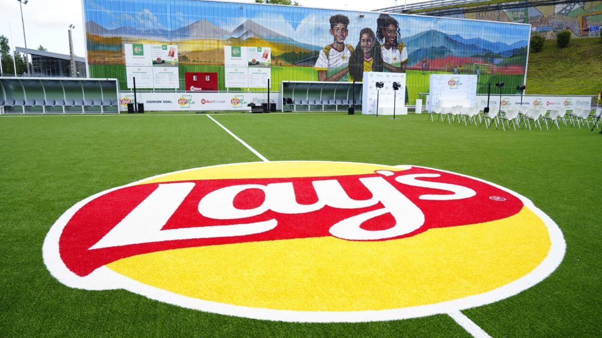 El fútbol de Lay's RePlay llega a Bilbao para apoyar a mujeres jóvenes en riesgo de exclusión