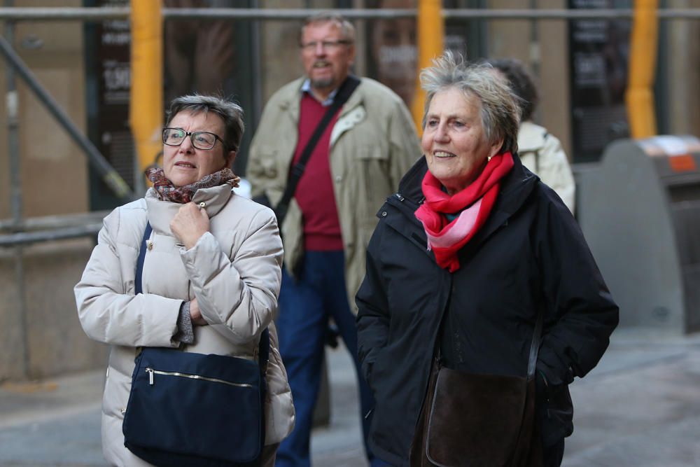 Bajada de temperaturas generalizada que se deja sentir en las calles de Málaga, aunque sin riesgo de precipitaciones