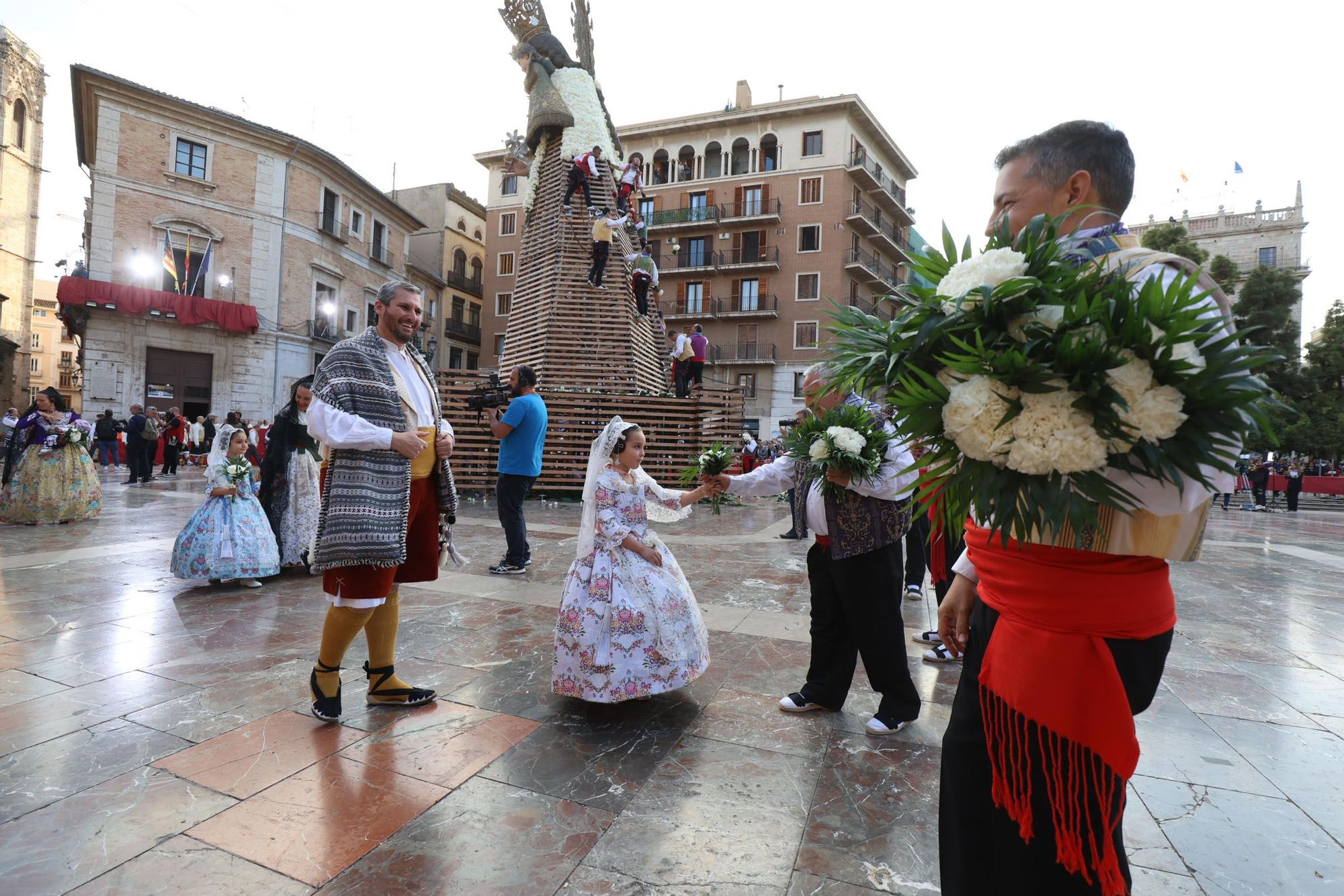 Búscate en el primer día de la Ofrenda en la calle de la Paz entre las 18 y las 19 horas