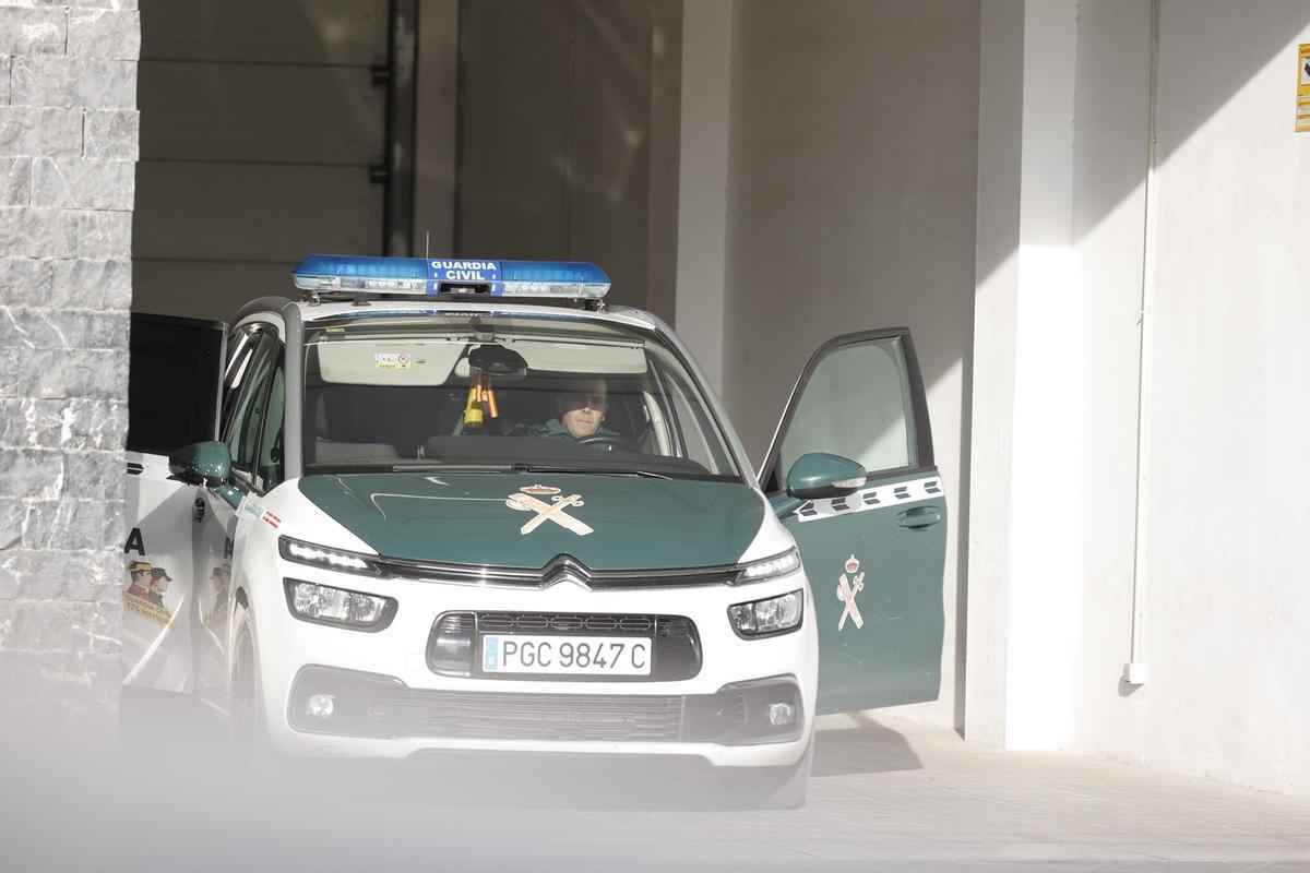 Llegada a los juzgados de Elche del detenido en Crevillent por el incendio que mató a una joven Llegada a los juzgados de Elche del detenido en Crevillent por el incendio que mató a una joven