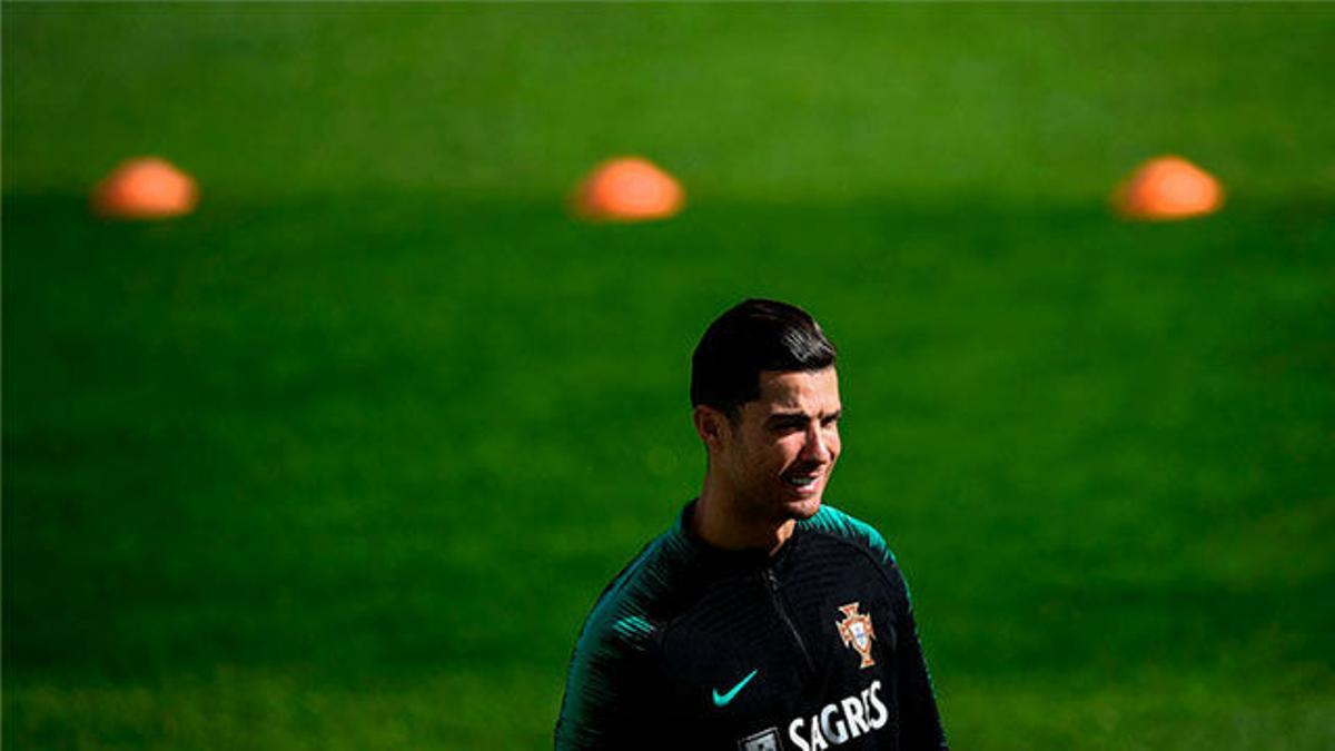 Cristiano se entrena con Portugal tras su polémico gesto con la Juventus