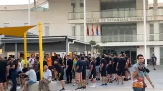 Concentración a las puertas del Ayuntamiento de Torre Pacheco este sábado por la tarde