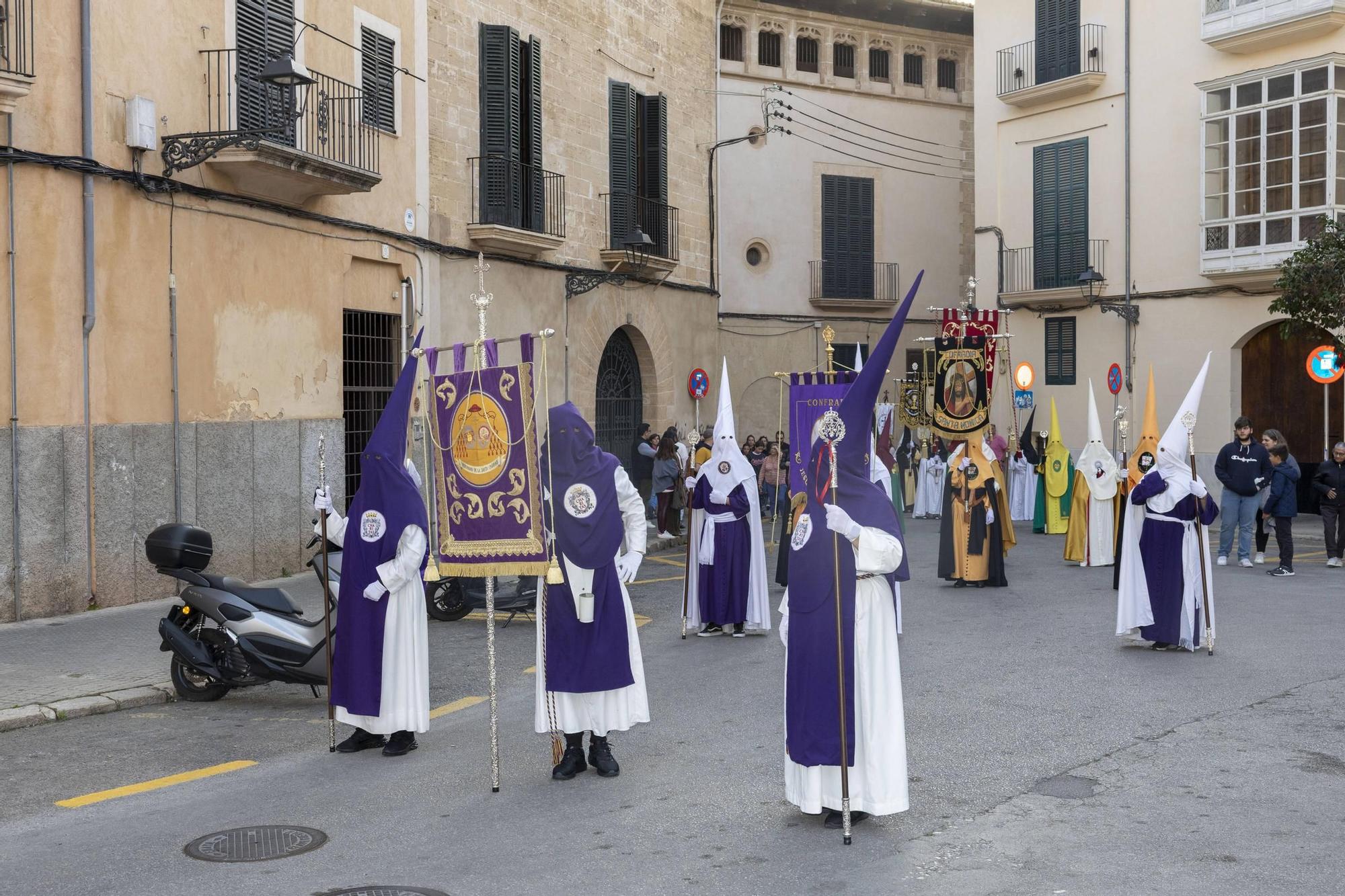 Semana Santa en Palma | Procesión de los Estandartes