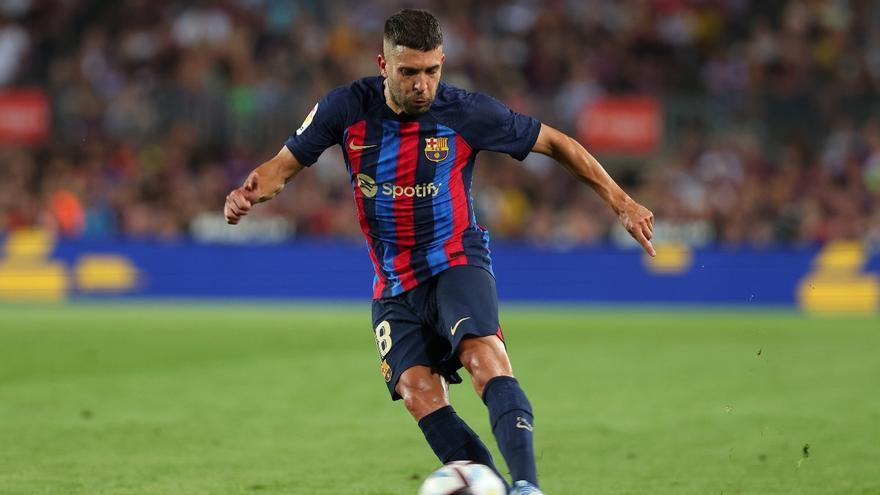 Xavi Hernández: "A Jordi Alba le quiero en el Barça"