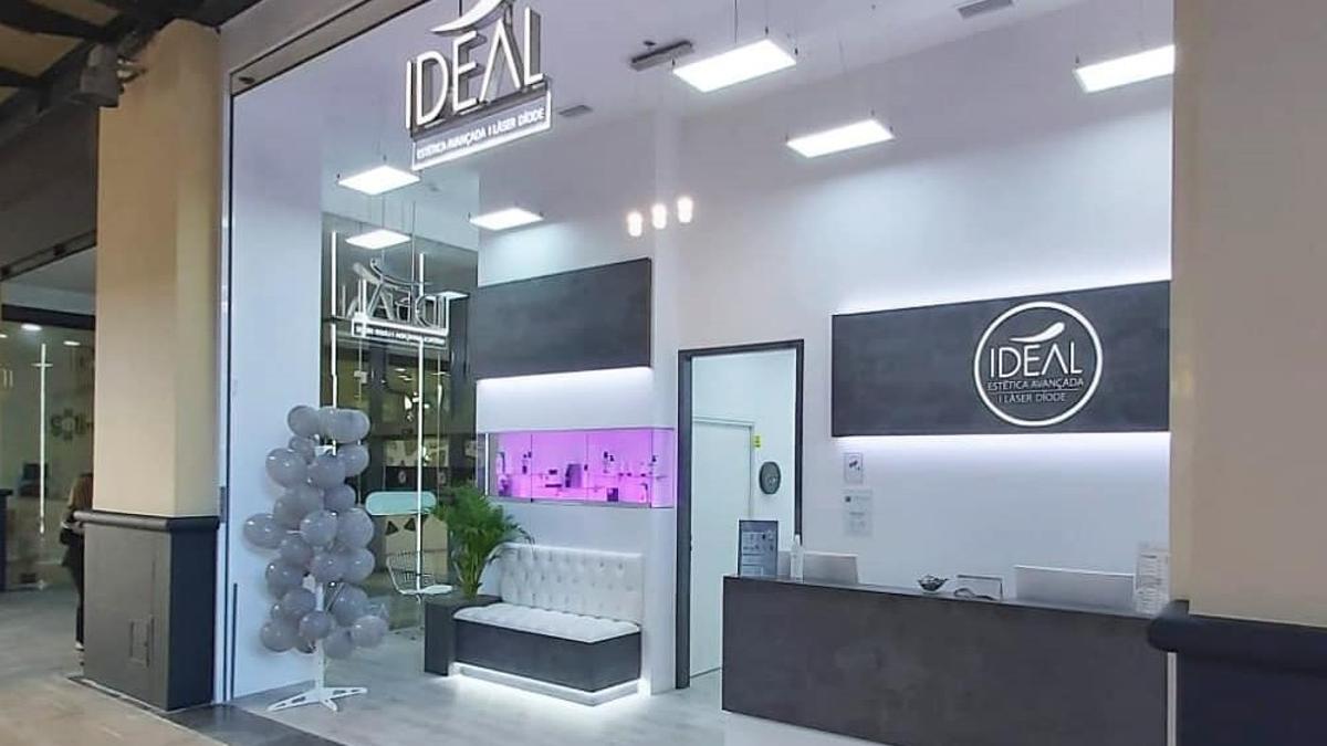 El grupo dueno de los Centros Ideal cierra y deja 600 puestos de trabajo en el aire El Periodico