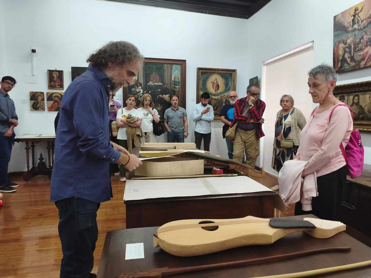 GALERÍA | La viola medieval, protagonista de una exposición en Toro