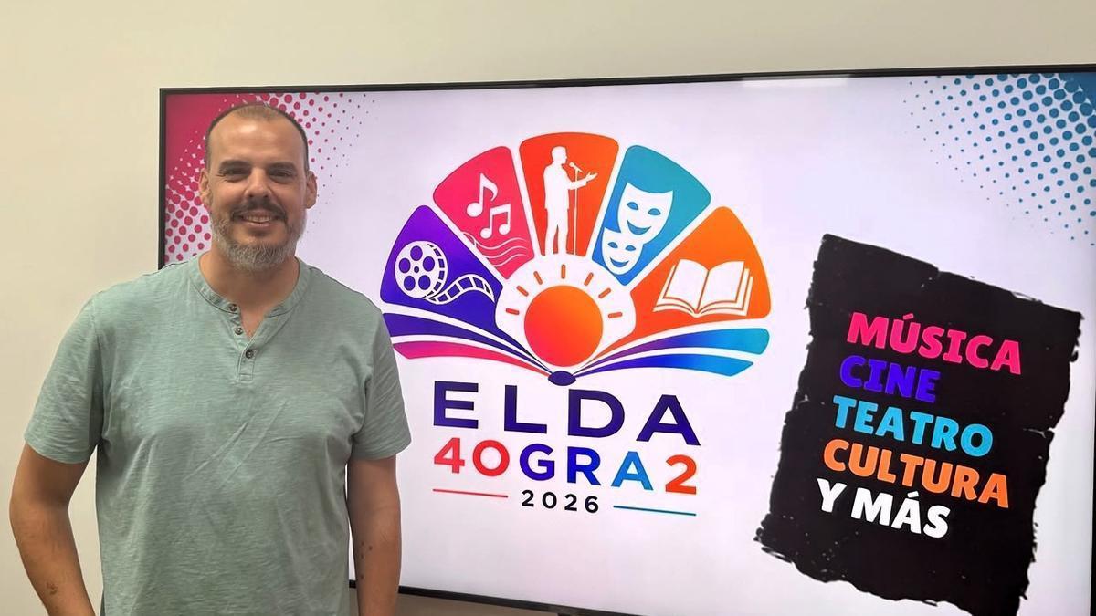 El concejal de Cultura en la presentación del programa "Elda 40gra2"