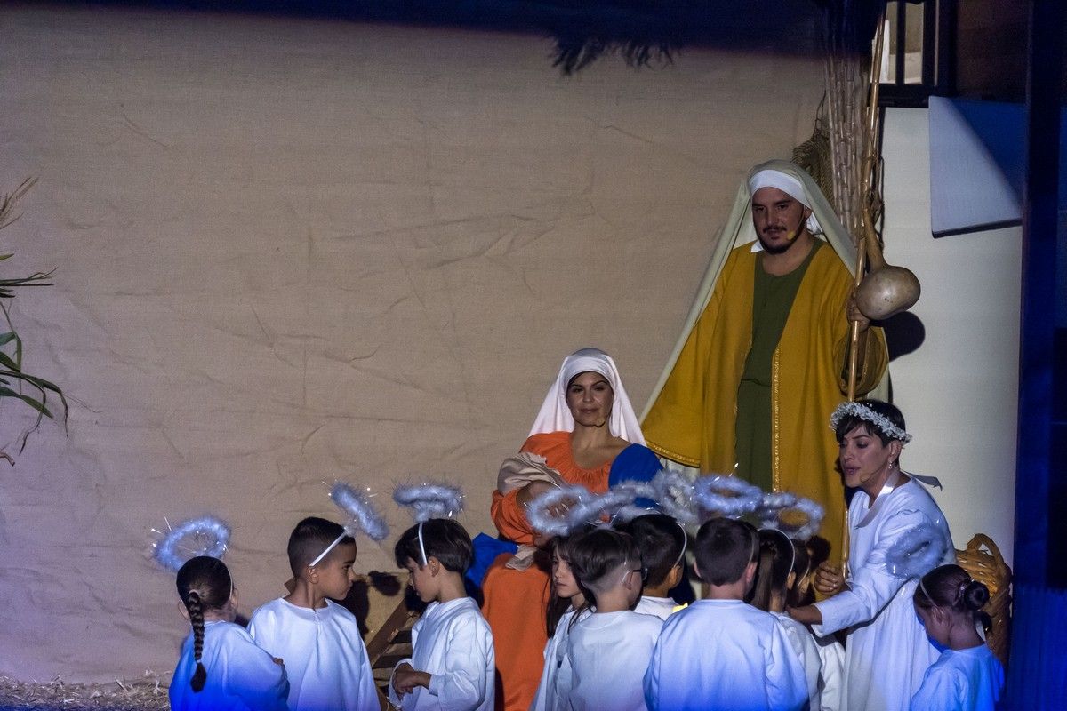 Casa Pastores representó el belén viviente