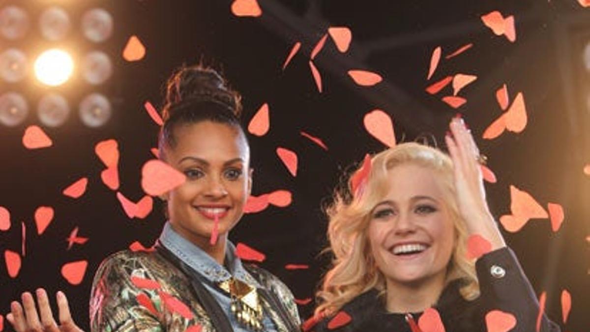 Alesha Dixon y Pixie Lott inauguran The Poppy Appeal 2012