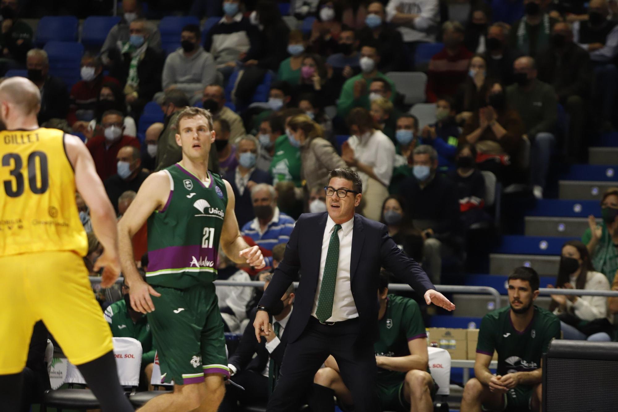 Las imágenes del Unicaja - Filou Oostende de la BCL