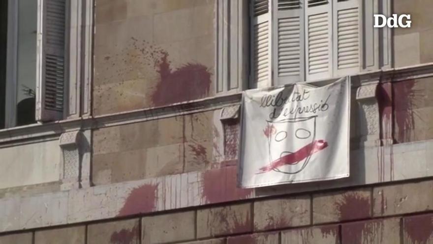 Reforcen la seguretat al Palau de la Generalitat després de les pintades