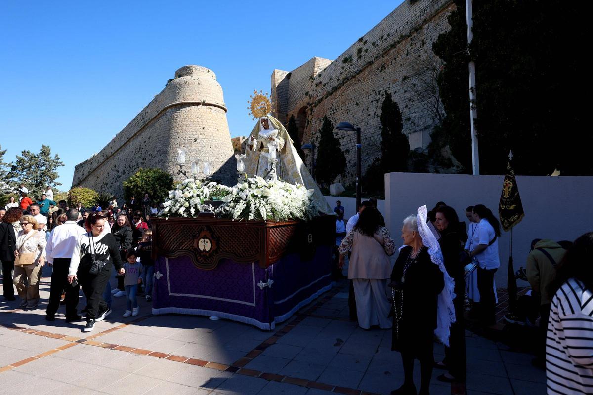 Las imágenes del Santo Encuentro en el parque Reina Sofía de Ibiza
