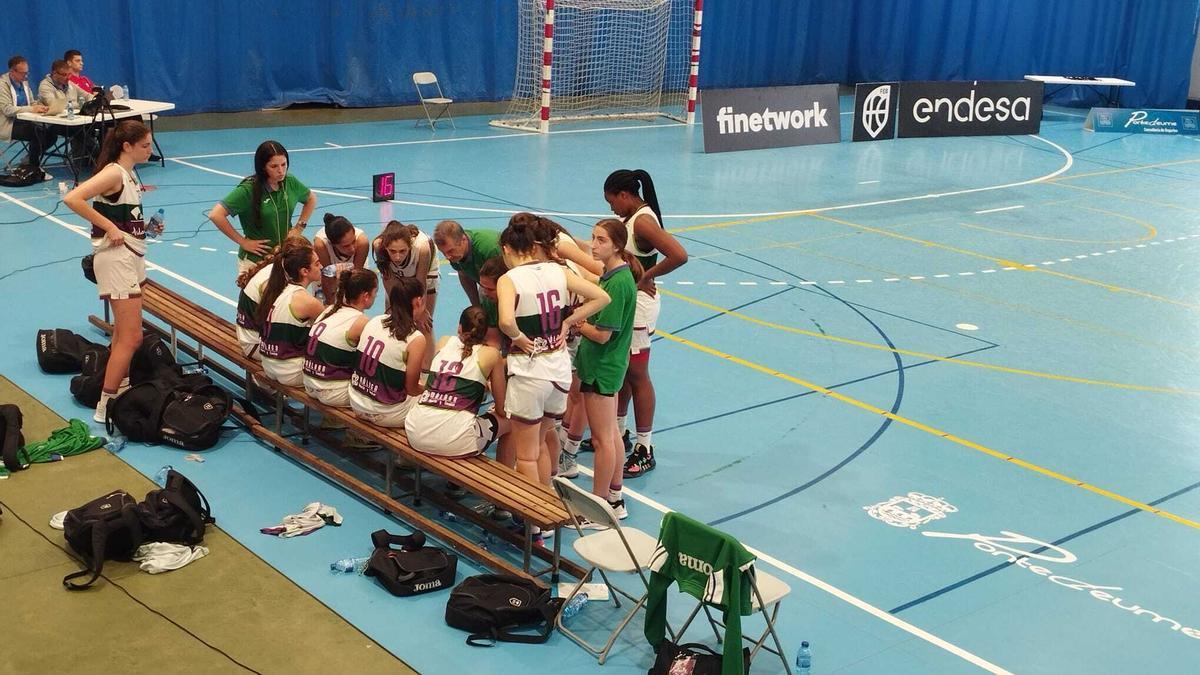 El Unicaja infantil femenino jugará la semifinal del Campeonato de España tras ganar al Casademont Zaragoza (65-69).