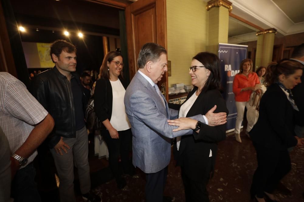 Gala de entrega de los premios Folclore Ciudad de Oviedo