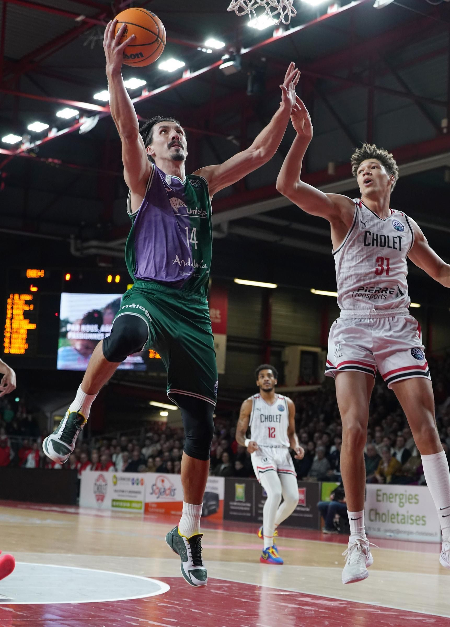 El Cholet - Unicaja de la Round of 16 de la BCL, en fotos