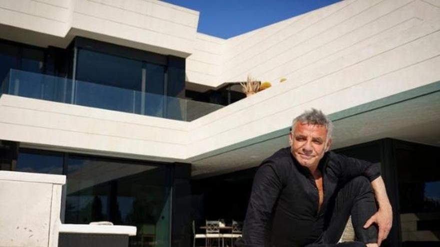 Joaquín Torres, el arquitecto de los famosos: "Nuestra urbanización de lujo en Luanco es la prueba de que en Asturias hay gente que paga millones de euros por una buena vivienda; tenemos todo vendido"