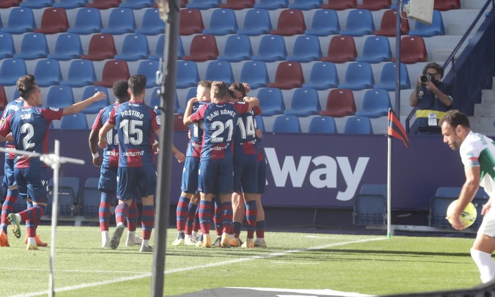 Las imágenes del Levante UD - Elche CF