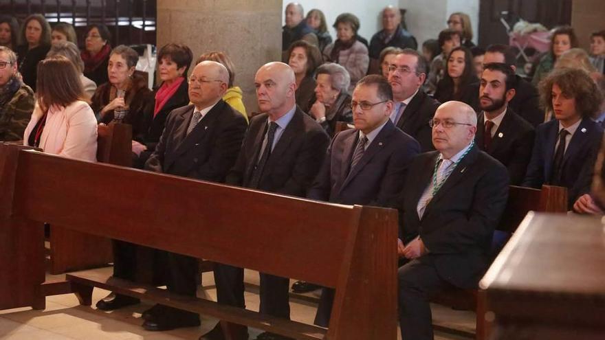 Ángel Garralda, Alfonso López Menéndez y el diácono permanente Juan Antonio Blanco.