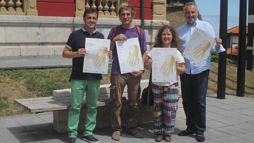 Gabriel Rodríguez, Carlos Díez, Diana Marcos y Alain Fernández, ayer, en la presentación, en Candás. mey serrano