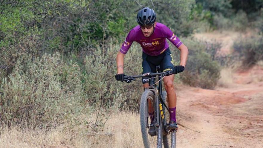 Víctor Manuel Fernández se medirá a la élite nacional de la BTT