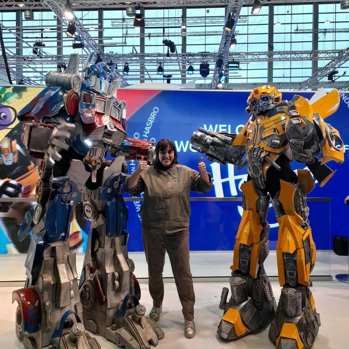 Los 'cosplays' de Transformers miden más de 2,50 metros de Altura.