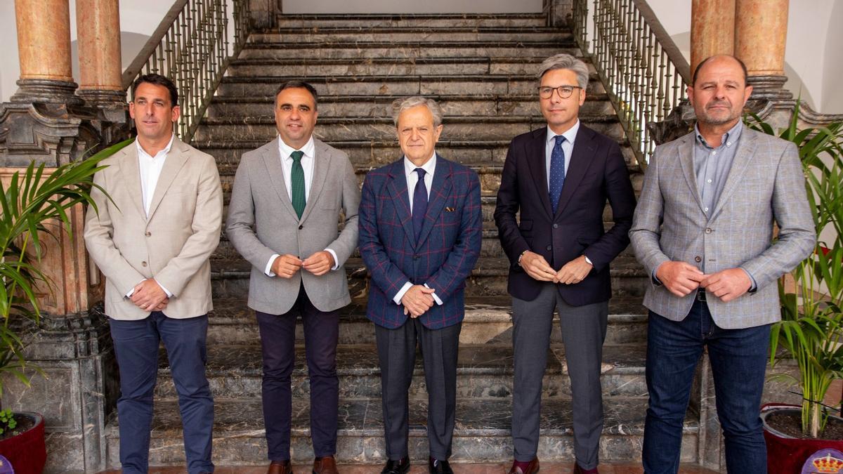 Alcades de Montalbán y Alhendín con los presidentes de las diputaciones de Córdoba y Granada.