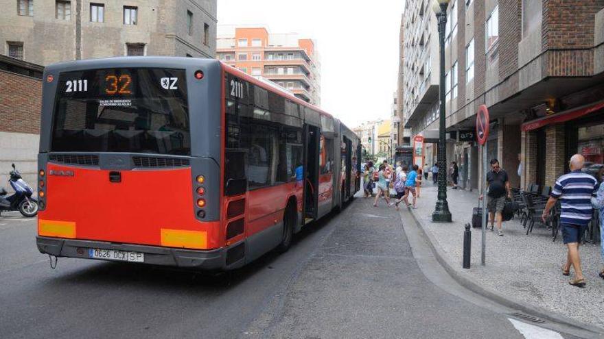 Las esperas de 20 minutos en el bus molestan a los vecinos