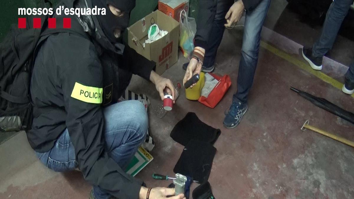 Los Mossos desarticulan un grupo criminal especializado en robos en empresas