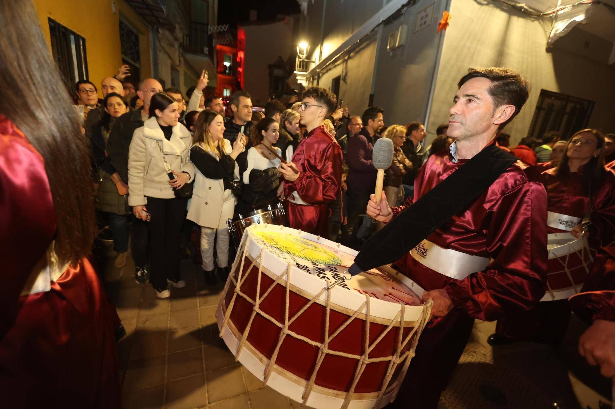 Las imágenes de la rompida de la hora en Almassora con Marcelino como protagonista