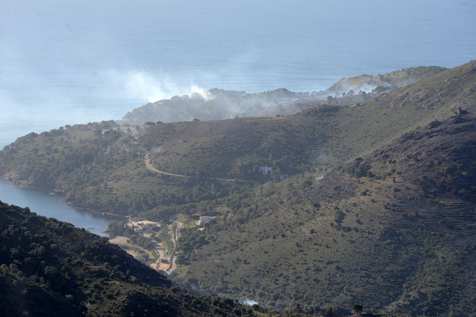 Gran incendi forestal a Roses