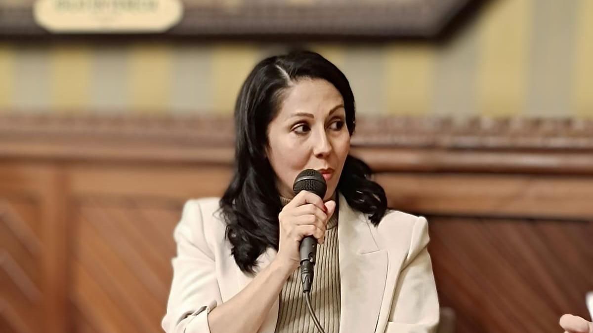 Fuensanta López, autora de 'Alma' en el Casino de Murcia.