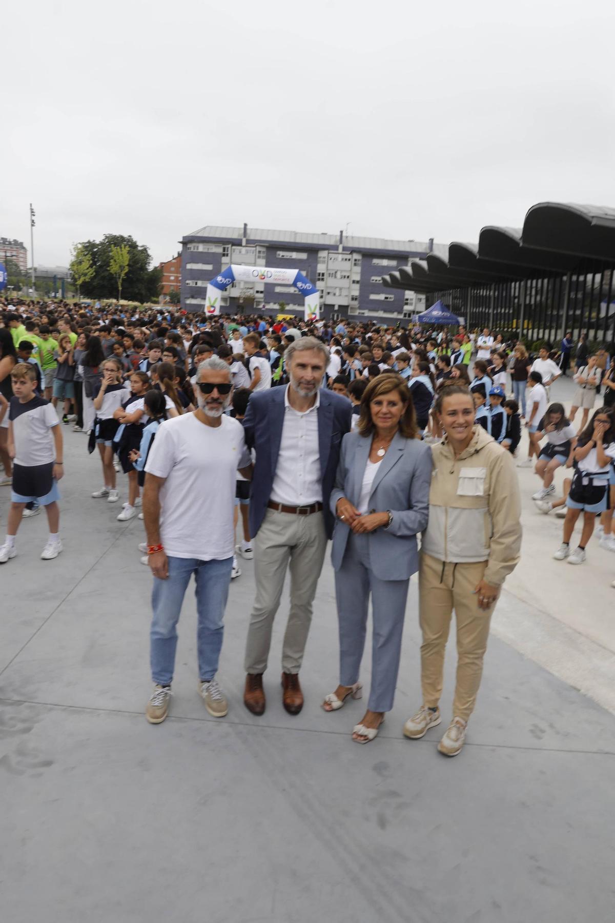 Body combat, coreografías, visitas de deportistas: así se mueven en Oviedo por los hábitos saludables más de 1.500 niños y niñas, en imágenes