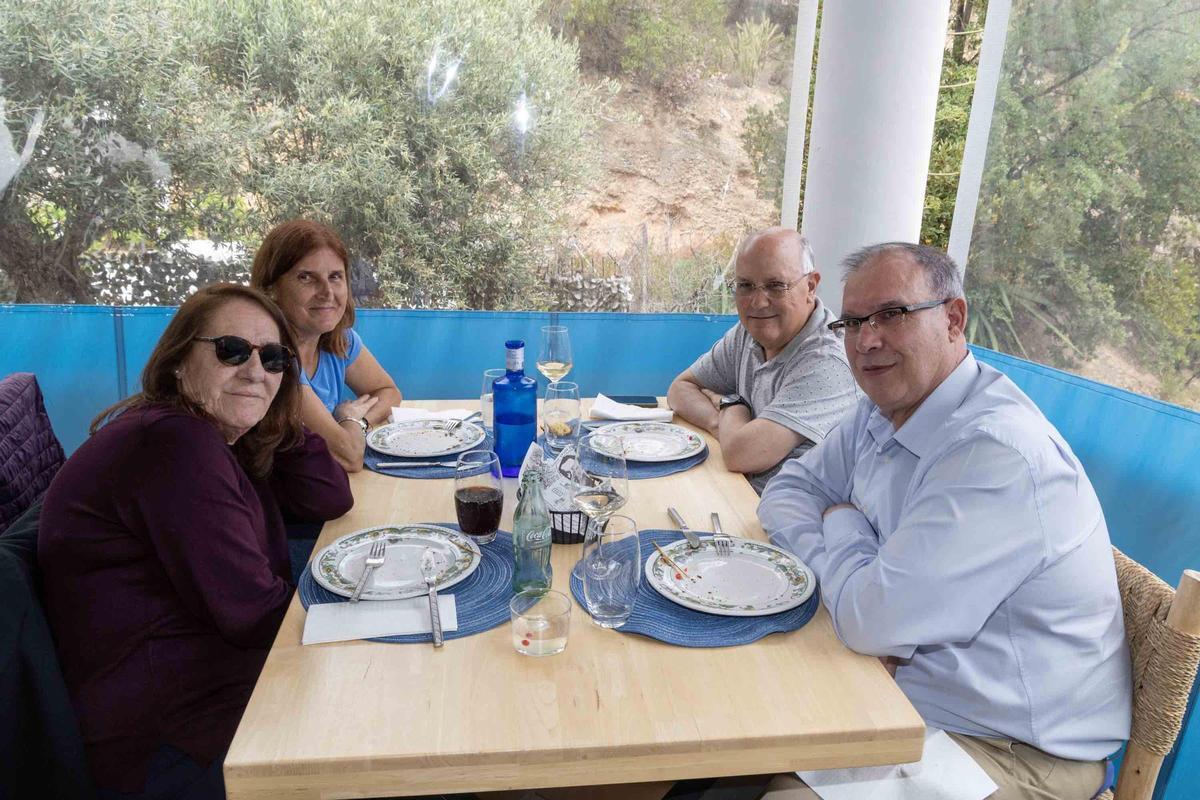 Ca’Vins amb Brases de la Nucía cierra la semana de Menjars de la Terra en las Marinas con un arroz meloso de pato, nísperos de Callosa y piñones como gran protagonista