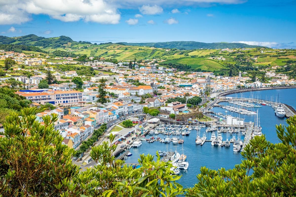 Panorámica de Horta, la capital de Faial