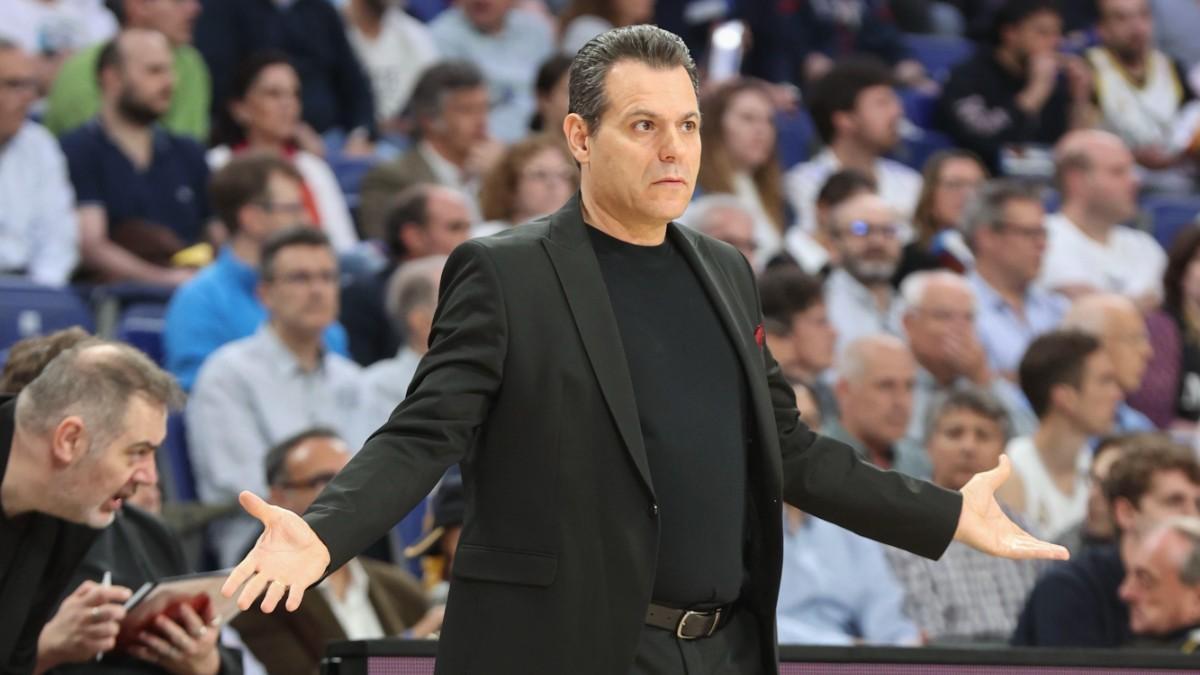 Dimitris Itoudis, entrenador del Hapoel Tel Aviv