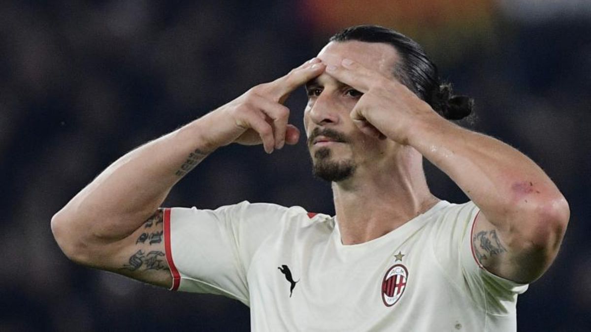 El delantero sueco del Milan, Zlatan Ibrahimovic, durante un partido de la Serie A, la liga italiana, antes de lesionarse el ligamento cruzado anterior.