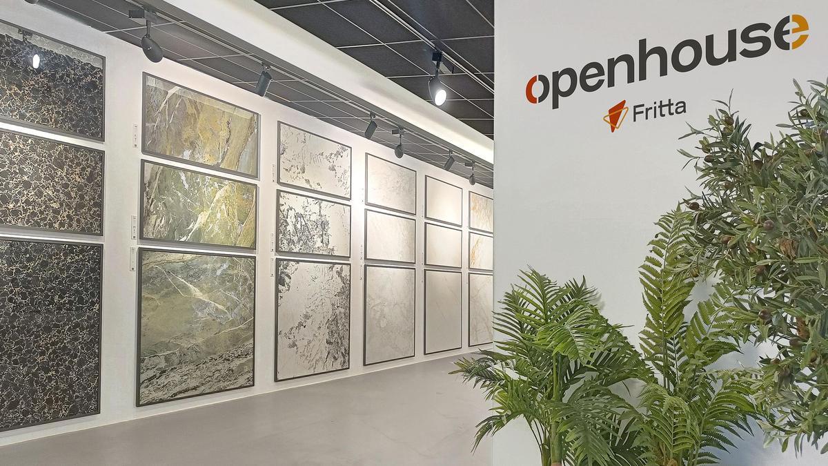 En un área de más de 800 metros cuadrados, Fritta muestra en sus productos un elevado conocimiento estético y matérico, más de 50 colecciones nuevas realizadas con pasión por todo su equipo.