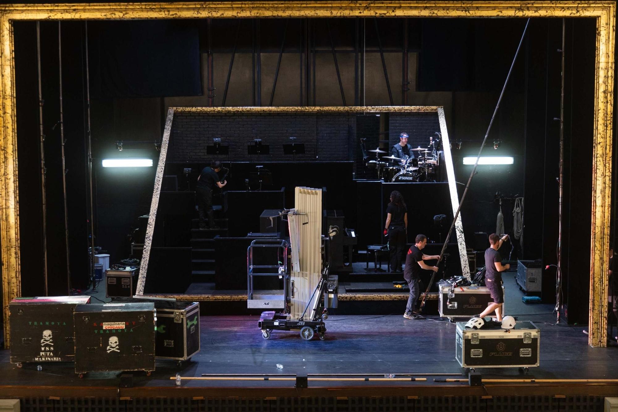 Montaje del musical 'Chicago'