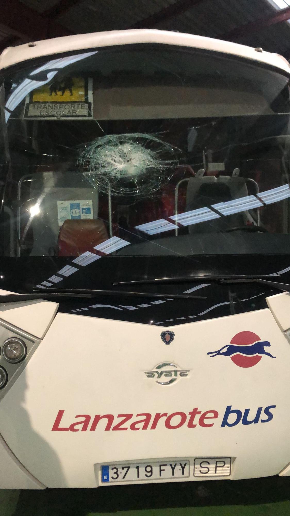 Actos vandálicos contra siete guaguas de Lanzarote Bus