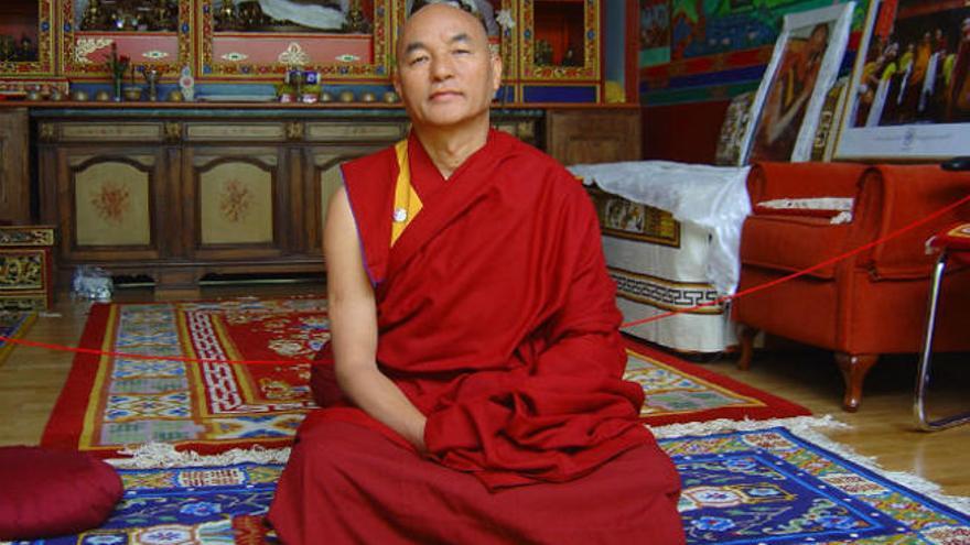 El lama venerable Thubten Wangchen.