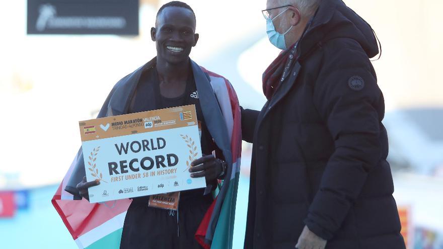 Maratón Valencia 2020: las imágenes del maratón y el Medio Maratón