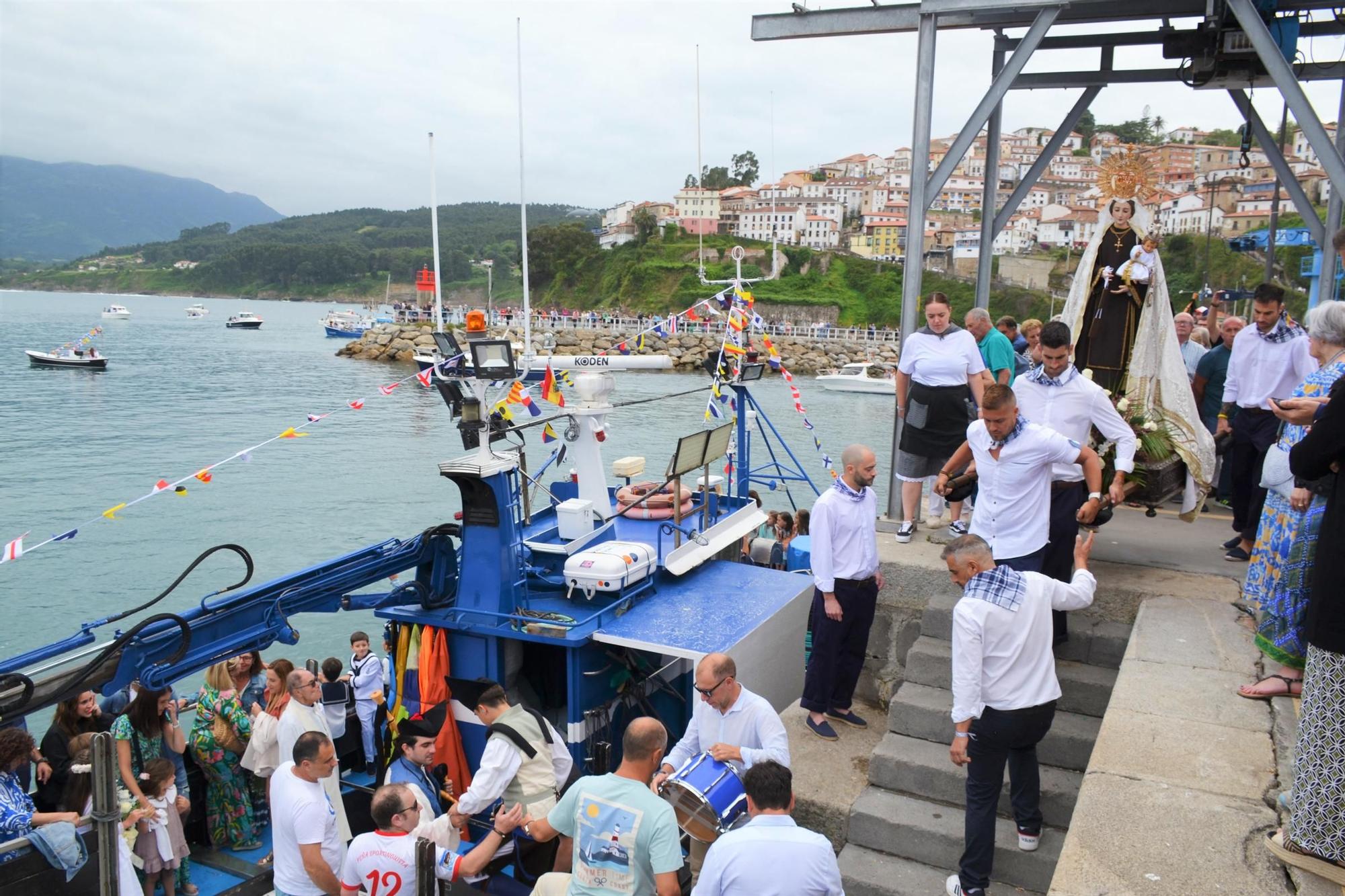 Lastres celebró la Virgen del Carmen