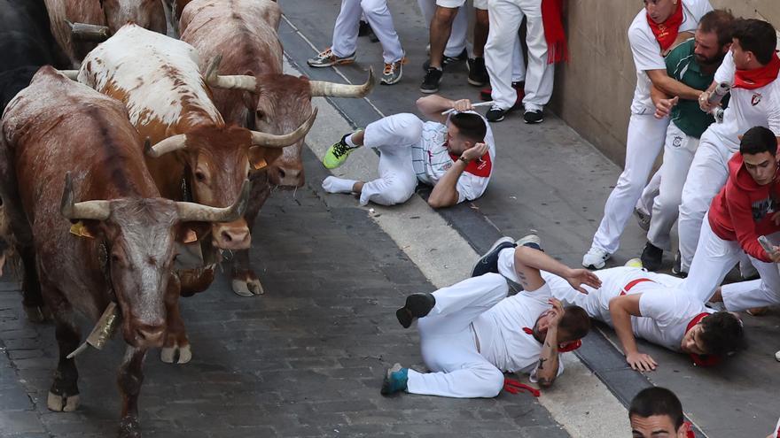 Tres heridos en el sexto encierro de San Fermín