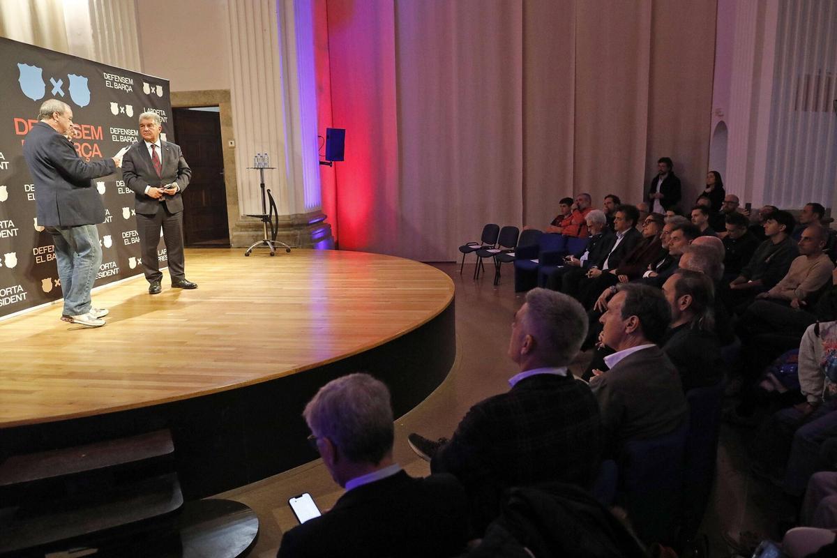 Girona. Casa Cultura. Acte electoral Joan Laporta (president del Barça FCB). Candidatura Defensem el Barça.